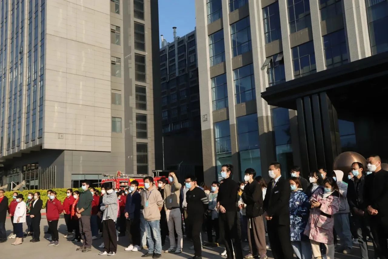 1676359900932176.jpg 4.jpg